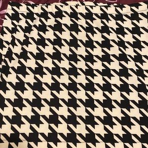 Candies Skirt black and white